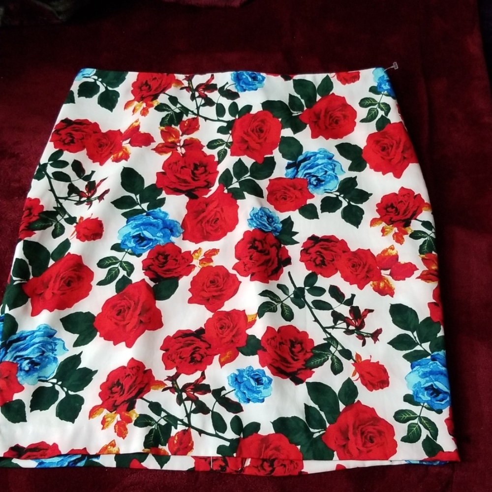 Vince Camuto Floral Skirt
